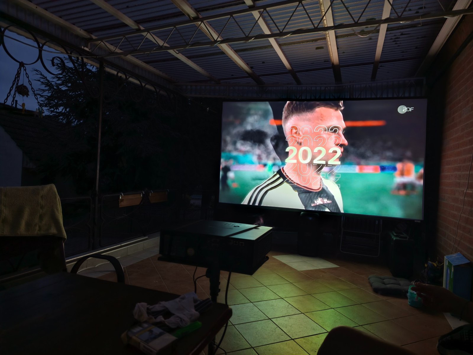 Großes Bild auf der Terrasse
